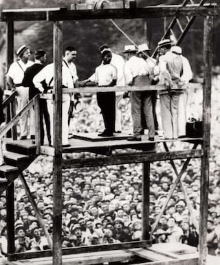 4. The Last Public Hanging in America 1936.