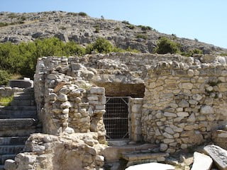 8 Pauls prison at Philippi