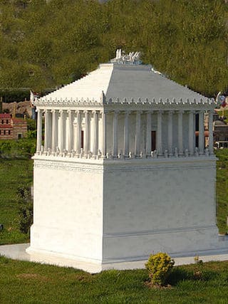 6 Mausoleum