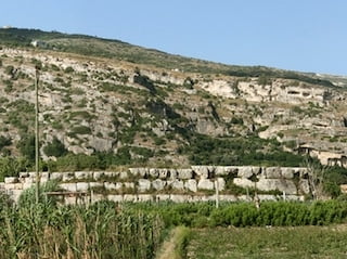 10 Remains of the Seleucia city walls.